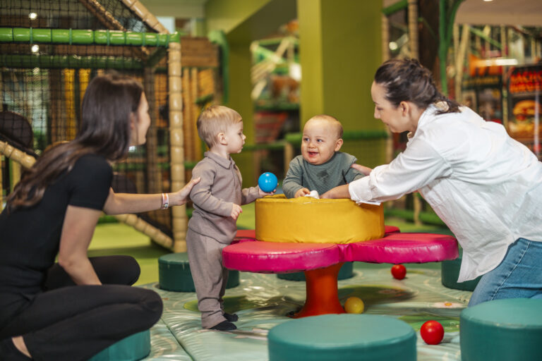 5 lekar som stärker rörelseglädjen – för de allra minsta